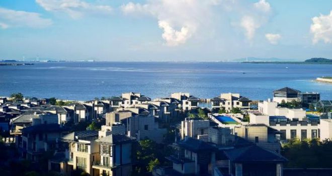 住进了海边小院-万科红树东岸售楼处麻将胡了放弃了深圳湾的大平层王总